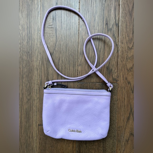 CALVIN KLEIN Lavender Crossbody Bag Mini Pebbled Faux Leather Purse - Picture 2 of 13
